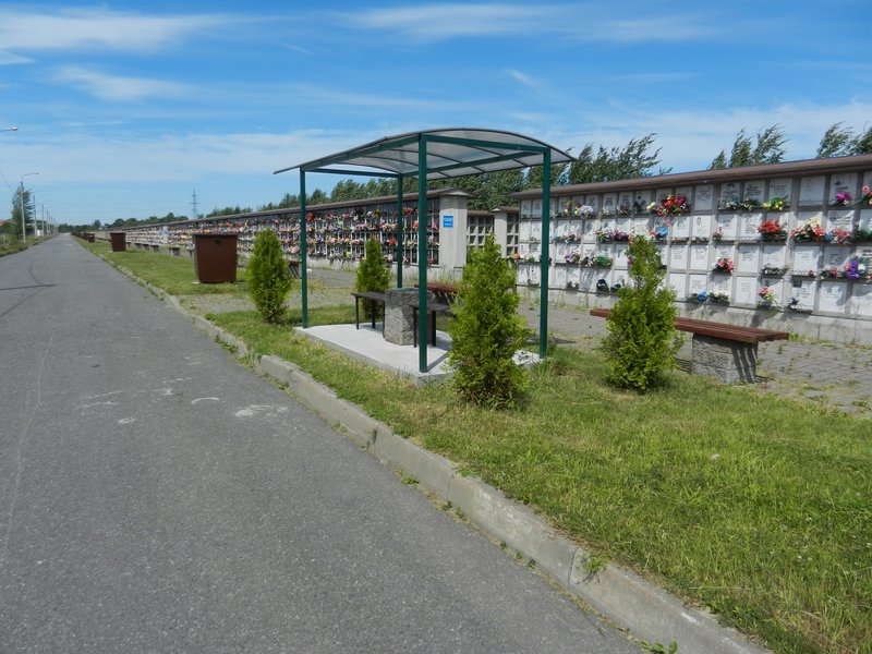 Колумбарная стена